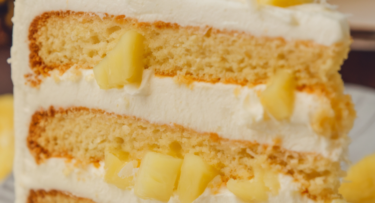 Juicy Pineapple Cake 