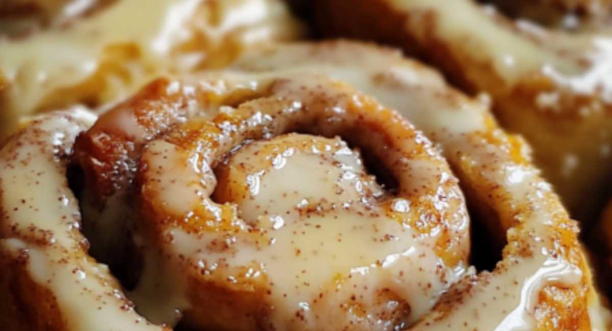 Banana Bread Cinnamon Rolls