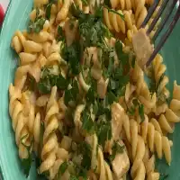 Quando preparo coxas de frango assim, nunca sobra