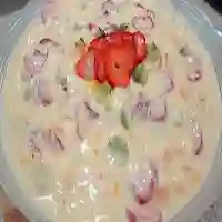 Salada de frutas cremosa