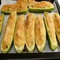 Bateaux de courgettes : la recette du plat simple et frais