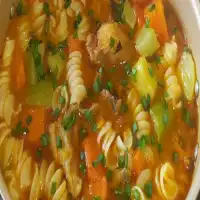 Sopa de Frango com Legumes 