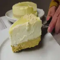 Tarta de queso con barra de leche