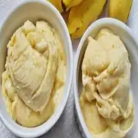Sorvete cremoso de bananama delícia refrescante para os dias quentes
