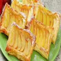 Dessert aux pommes prêt avec seulement 4 ingrédients !