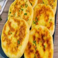 Pan Naan Relleno de Queso