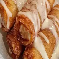 Peach Cobbler Egg Rolls