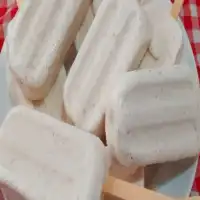 Picolé cremoso de coco