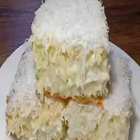 Bolo de Coco Gelado é uma deliciosa receita para se refrescar nos dias quentes!
