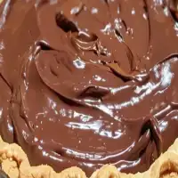 Old Fashioned Chocolate Pie!