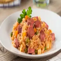  Arroz con salchicha