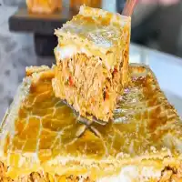Empadão de frango simples com massa que desmancha na boca
