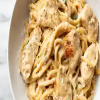 Pasta con pollo