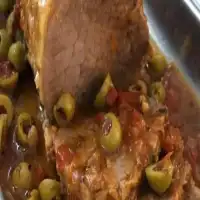 Lagarto ao molho italiano.