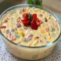 Como fazer salada de frutas cremosa