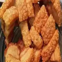 El vinagre en las chicharrones es el secreto para que queden así…