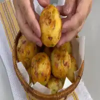Se você tem batata em casa prepare essa receita que fica mais saborosa que a carne!
