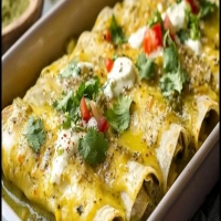 ENCHILADAS SUIZAS VERDES.