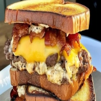 Bacon Breakfast Patty Melts