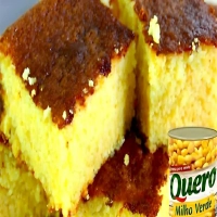 Bolo de milho com milho de latinha e sem farinha bem molhadinho igual bolo de fazenda