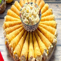 Canudinhos recheados com atum uma entrada fácil e deliciosa