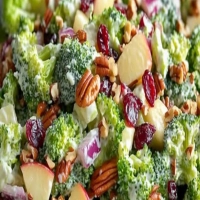 Honeycrisp Apple Broccoli Salad 