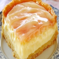 Tarta de Natillas con Glaseado