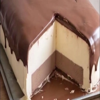TORTA DE SORVETE CASEIRA DELICIOSA