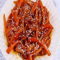 Bâtonnets de carottes épicés au parmesan