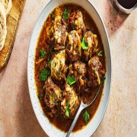 Crock Pot French Onion Beef Meatballs: A Hearty and Flavorful Dish