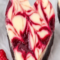 Raspberry Cheesecake Brownies