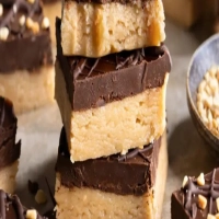 4-Ingredient Peanut Butter Fudge