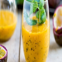 Brinde Tropical: Batida de Maracujá Especial para o Natal