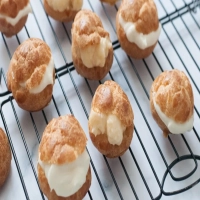 Mom’s Famous Cream Puffs