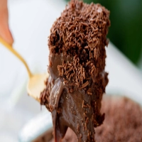 Bolo de brigadeiro gelado 
