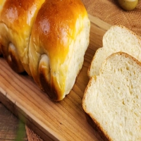 Pão caseiro de liquidificador muito fácil de fazer super macio e fofinho para o seu café