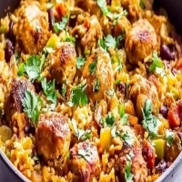 Marmite de Poulet au Riz à l’Espagnole