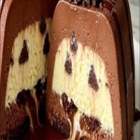 TORTA DE SORVETE COM GOTAS DE CHOCOLATE 
