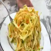 Salade de chou frais et pommes