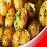 Pommes de Terre à l'Ail et au Beurre au Four