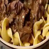 Crockpot Beef Tips & Noodles