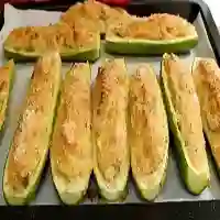 Bateaux de courgettes
