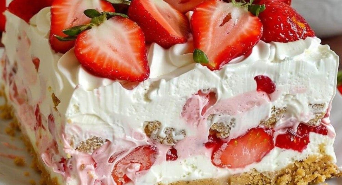 Strawberry Cream Cheese Icebox Cake