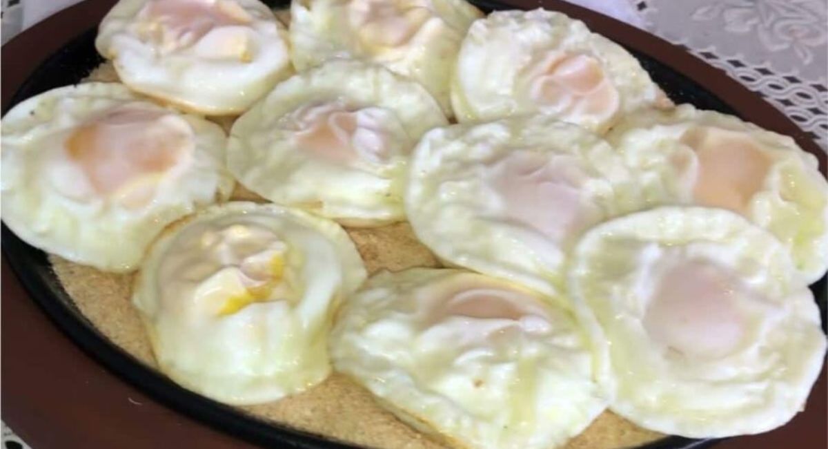 Descubra aqui porque o ovo frito de restaurante fica tão gostoso e diferente