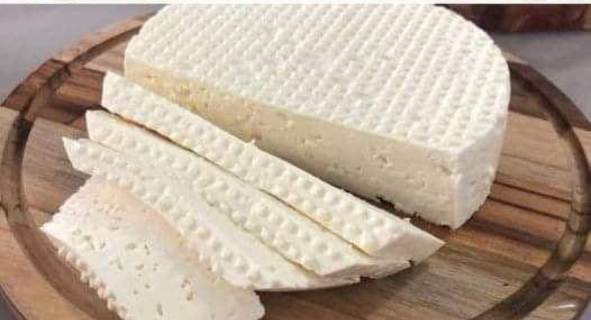 Queijo caseiro com apenas 3 ingredientes.