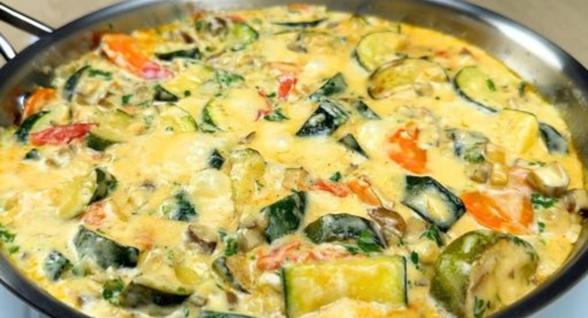 Cuisson crémeuse aux courgettes et aux légumes