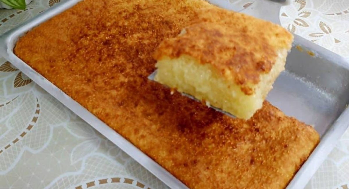 Bolo de tapioca granulada assado no forno um sabor surreal para a hora do lanche ou café