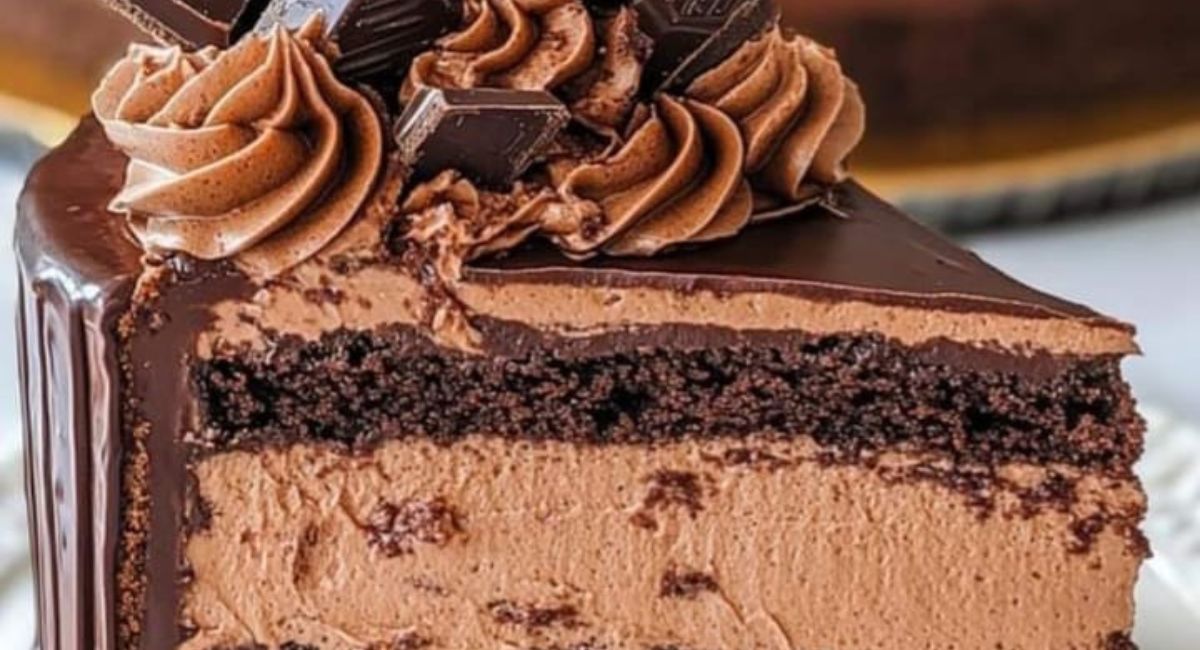 Copycat Hershey’s Chocolate Bar Cheesecake