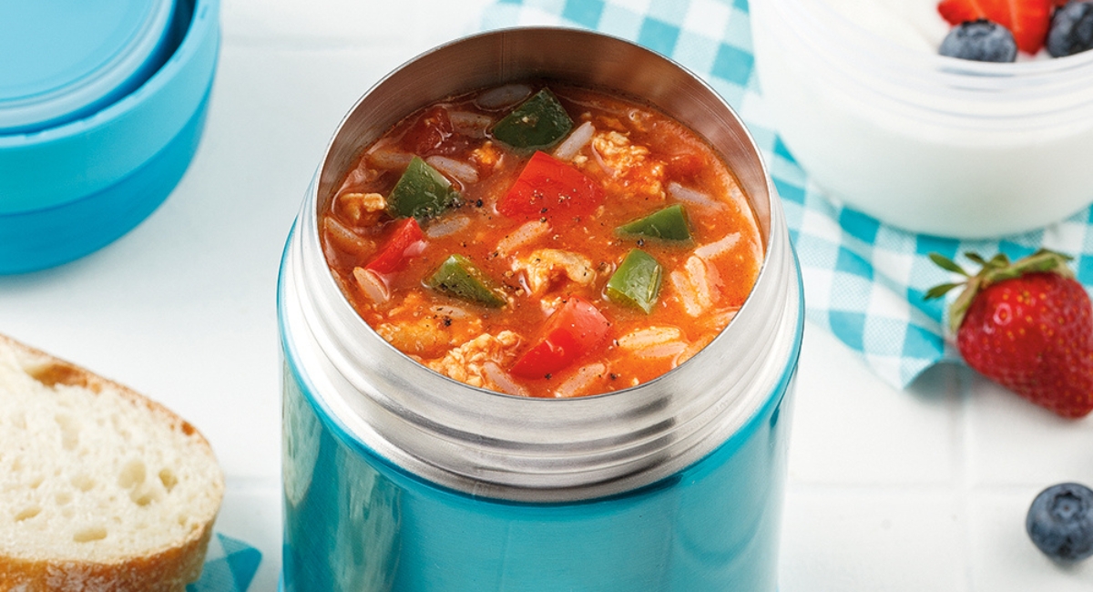 Soupe-repas à la dinde, riz et poivrons 