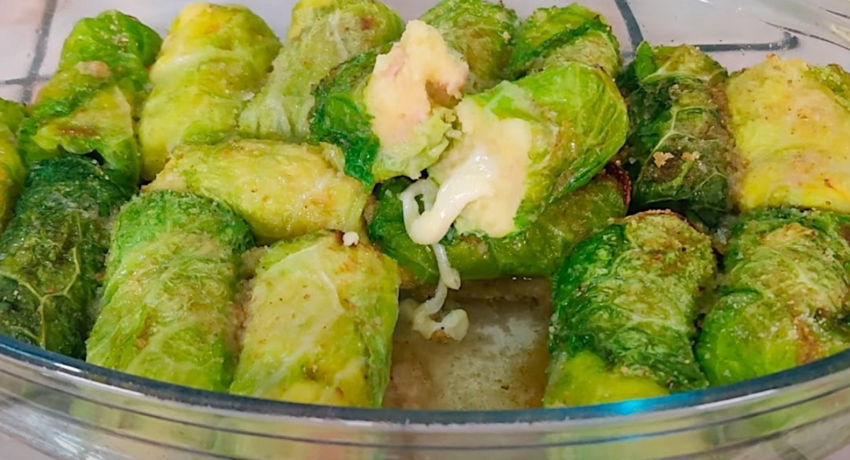 Rouleaux de chou aux pommes de terre et au jambon : le plat savoureux et simple